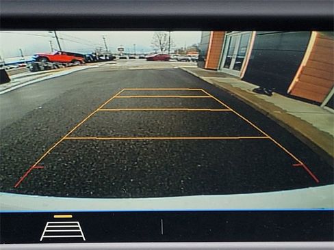 Used 2019 Chevrolet Equinox LS w/ LS Convenience Package image 6