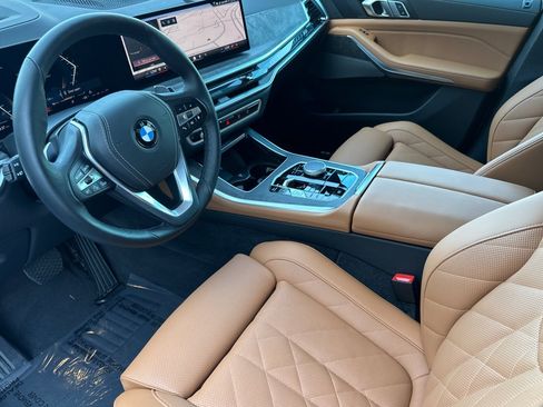 Used 2026 BMW X5 xDrive40i w/ Premium Package AWD/4WD image 11