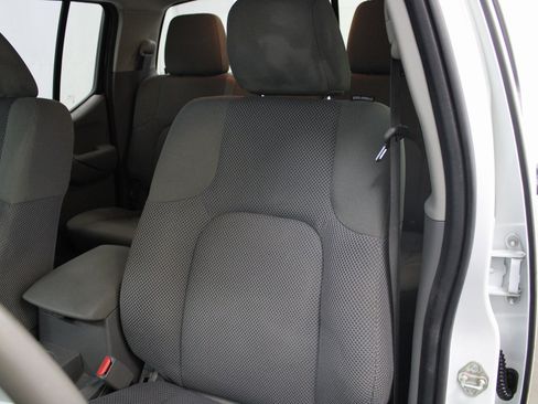 Used 2018 Nissan Frontier SV w/ Value Truck Package image 14