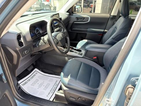 Used 2022 Ford Bronco Sport Outer Banks w/ Tech Package AWD/4WD image 12