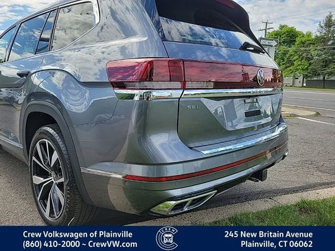 Certified 2024 Volkswagen Atlas SEL Premium R-Line AWD/4WD image 28