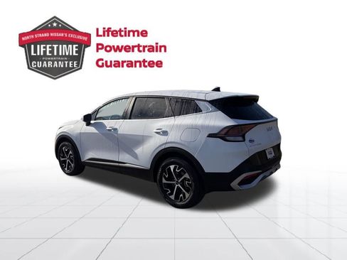 Used 2025 Kia Sportage EX image 3