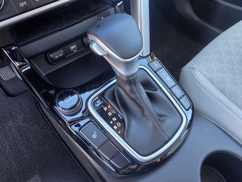 Used 2021 Kia Seltos SX w/ SX Sunroof Package image 20