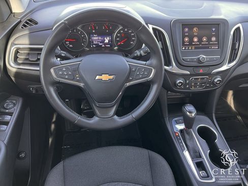 Used 2021 Chevrolet Equinox LT image 12