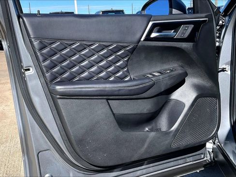 Used 2023 Mitsubishi Outlander SEL image 21