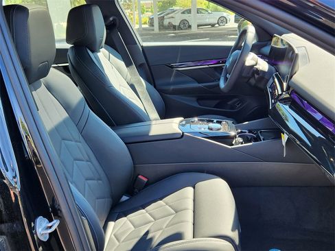 Certified 2024 BMW i5 eDrive40i w/ Premium Package image 19