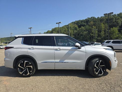 Used 2022 Mitsubishi Outlander SEL AWD/4WD image 25