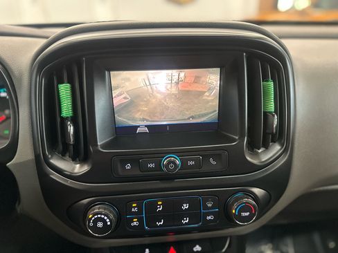 Used 2020 Chevrolet Colorado W/T w/ WT Convenience Package image 19