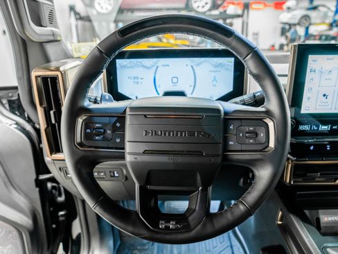 Used 2024 GMC Hummer EV 3X w/ Extreme Off-Road Package image 14