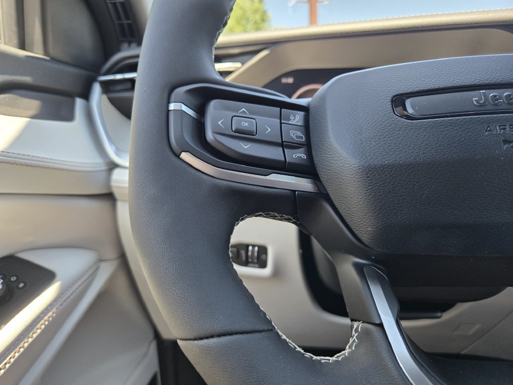 New 2026 Jeep Cherokee Limited AWD/4WD image 21