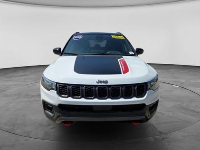 Used 2025 Jeep Compass Trailhawk