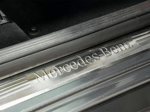 Used 2018 Mercedes-Benz GLC 300 4MATIC image 62