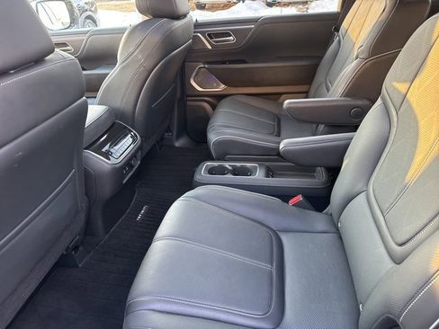 Certified 2025 INFINITI QX80 Sensory image 11