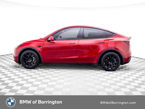 Used 2022 Tesla Model Y Long Range AWD/4WD image 2