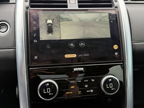 Used 2022 Land Rover Discovery S R-Dynamic AWD/4WD image 12