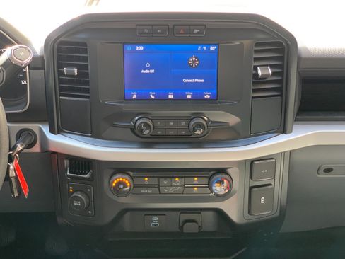 Used 2022 Ford F150 XL w/ Equipment Group 101A High AWD/4WD image 33