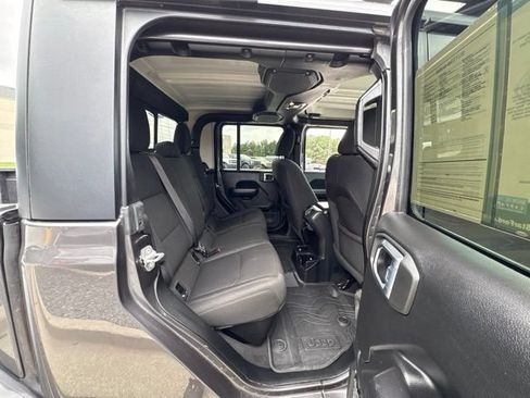 Used 2021 Jeep Gladiator Sport AWD/4WD image 21