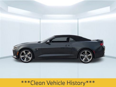 Used 2017 Chevrolet Camaro SS image 2