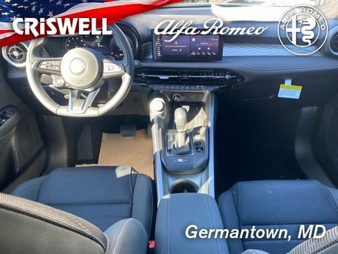 Used 2024 Alfa Romeo Tonale Ti image 45