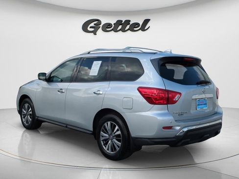 Used 2020 Nissan Pathfinder S FWD image 9