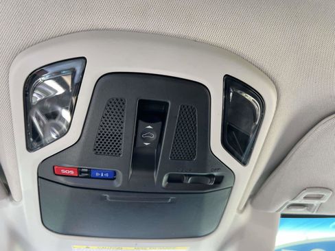 Used 2021 Subaru Outback Limited image 27