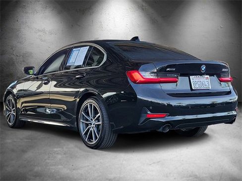 Used 2020 BMW 330i xDrive Sedan w/ Convenience Package image 4