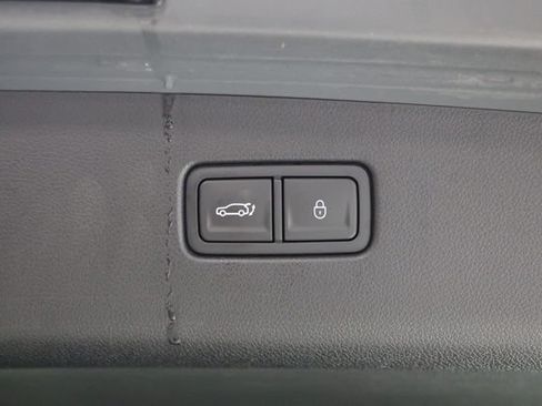 Used 2026 Genesis GV70 2.5T Advanced AWD/4WD image 37