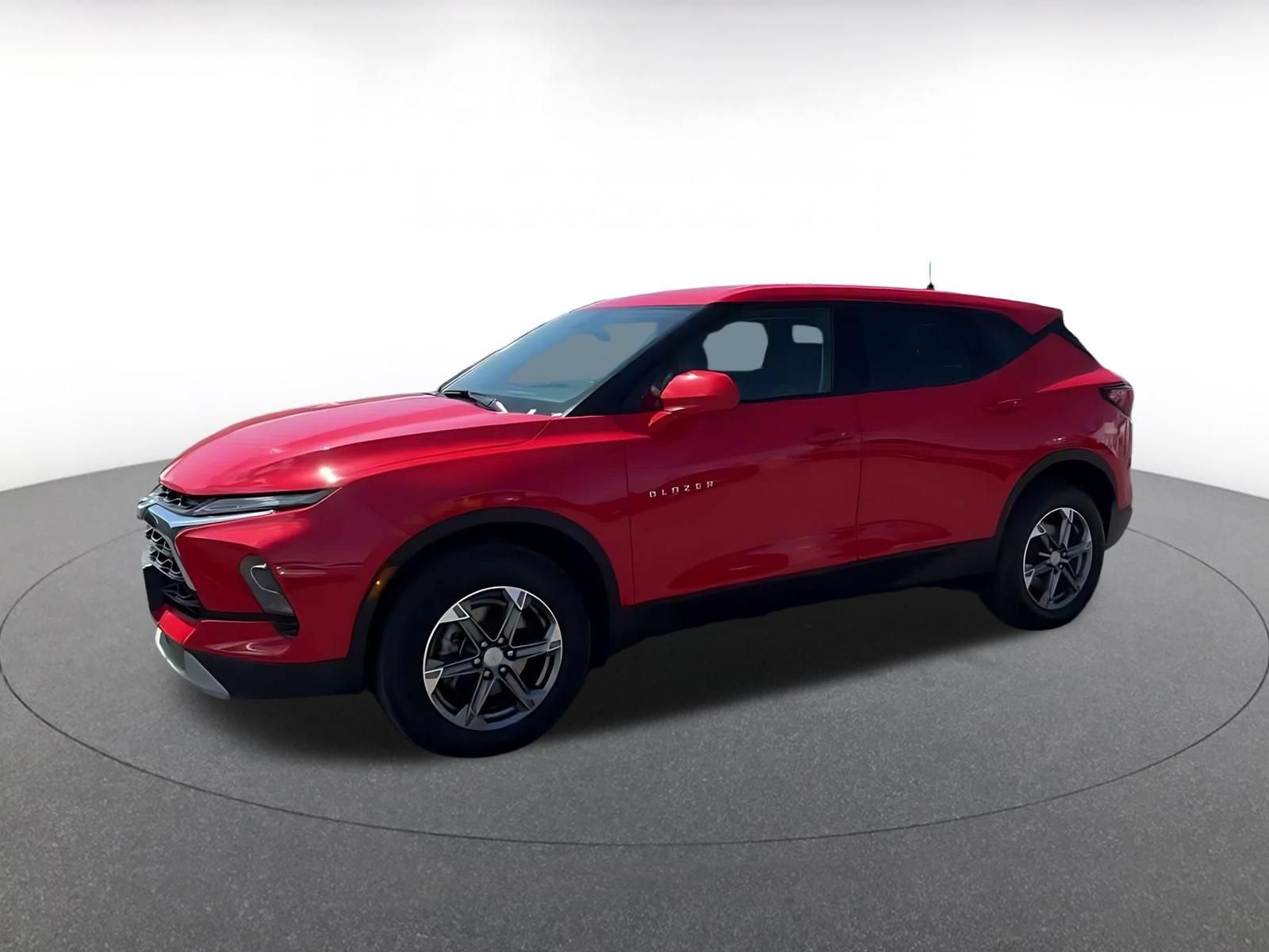 Used 2025 Chevrolet Blazer LT FWD image 7