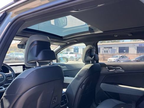 Certified 2024 Kia Sportage X-Pro Prestige AWD/4WD image 11