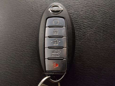 Used 2017 Nissan Armada Platinum w/ Interior Lighting Package AWD/4WD image 32