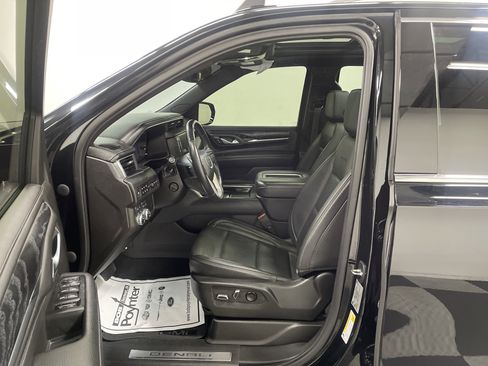 Used 2022 GMC Yukon Denali AWD/4WD image 10