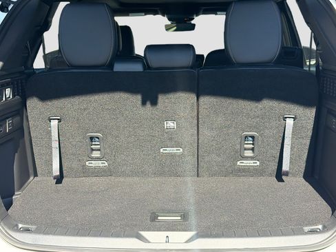 Used 2025 MAZDA CX-90 Plug-In Hybrid w/ Premium Plus image 12