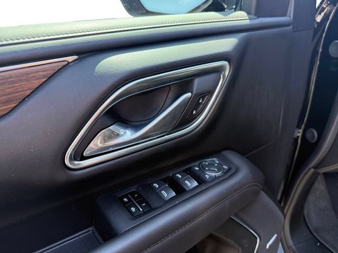 Used 2024 Chevrolet Tahoe High Country w/ Advanced Technology Package AWD/4WD image 25