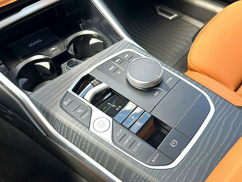 New 2026 BMW 330i Sedan w/ Premium Package RWD image 26