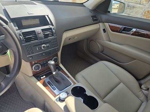 Used 2011 Mercedes-Benz C 300 Sedan image 13
