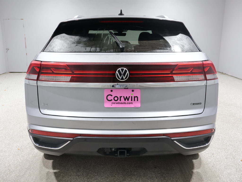 Used 2026 Volkswagen Atlas Cross Sport SE AWD/4WD image 3