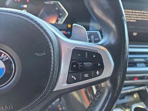 Used 2023 BMW X7 xDrive40i w/ Executive Package image 19