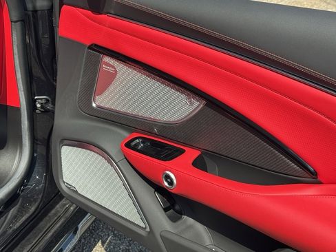 Used 2024 Maserati GranCabrio Trofeo image 37