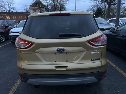Used 2014 Ford Escape SE image 6