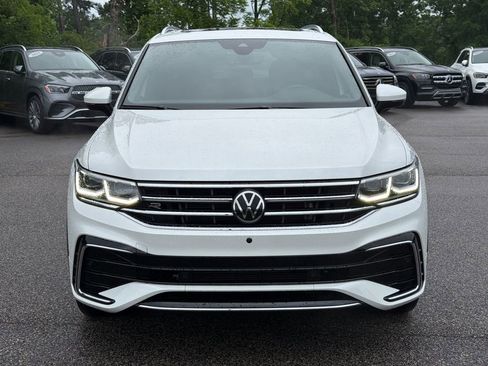 Used 2022 Volkswagen Tiguan SEL R-Line AWD/4WD image 3