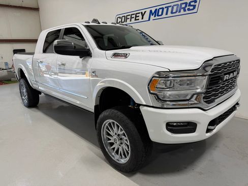 Used 2020 RAM 2500 Limited image 8