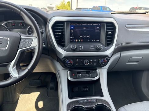 Used 2023 GMC Acadia SLT image 23