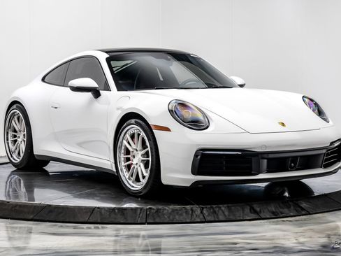 Used 2020 Porsche 911 Carrera RWD image 18