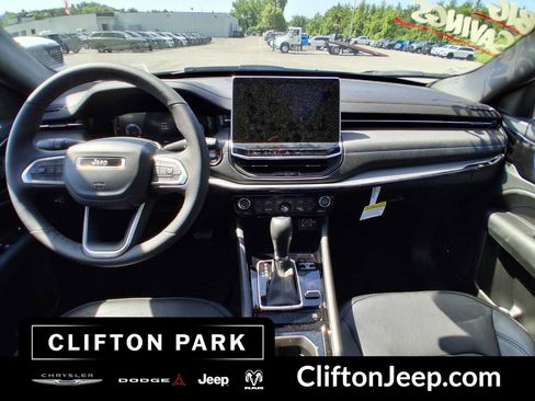 Certified 2025 Jeep Compass Limited w/ Driver Assist Group I AWD/4WD image 18