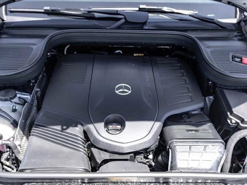 New 2026 Mercedes-Benz GLS 450 4MATIC image 29