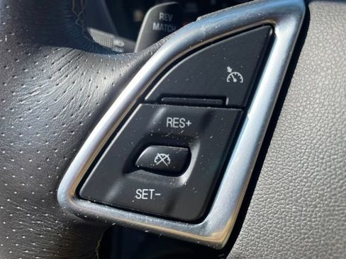 Used 2017 Chevrolet Camaro SS RWD image 17