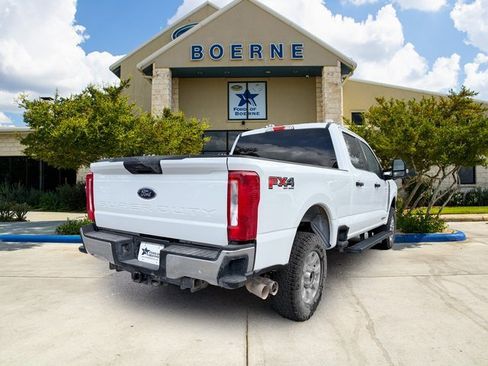 Used 2024 Ford F250 XLT w/ FX4 Off-Road Package image 5