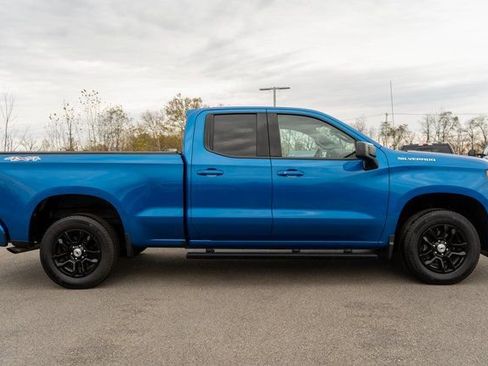 Used 2022 Chevrolet Silverado 1500 RST AWD/4WD image 5