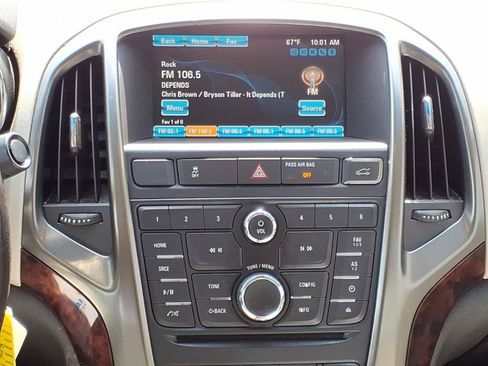 Used 2013 Buick Verano FWD image 5