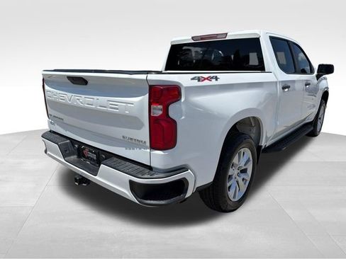 Used 2022 Chevrolet Silverado 1500 Custom w/ Safety Confidence Package AWD/4WD image 7